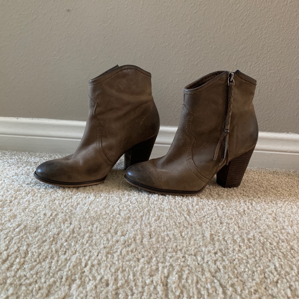 aldo leather ankle boots with braided zipper